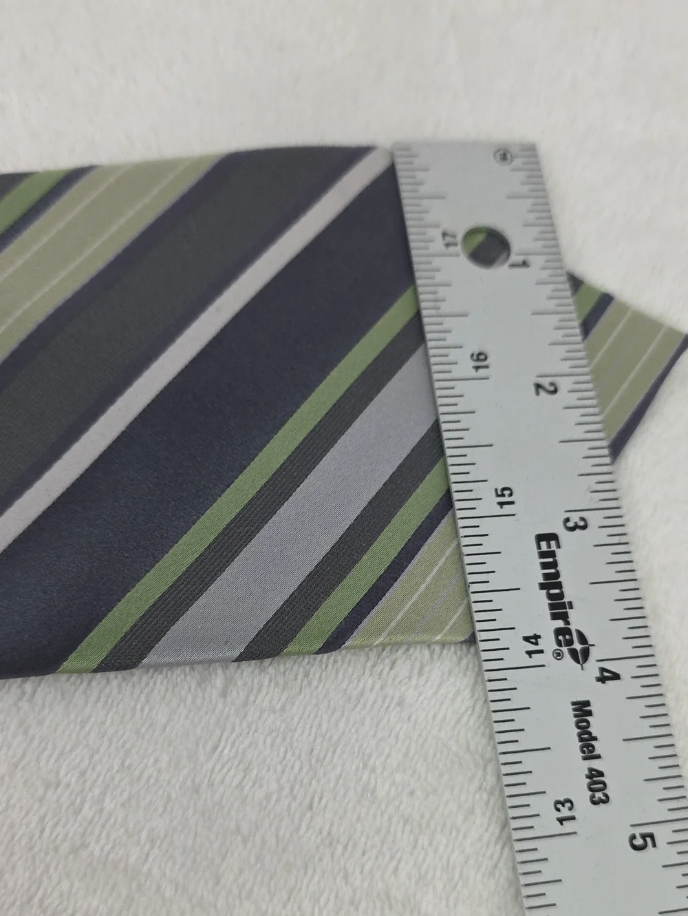 Van Heusen 100% silk